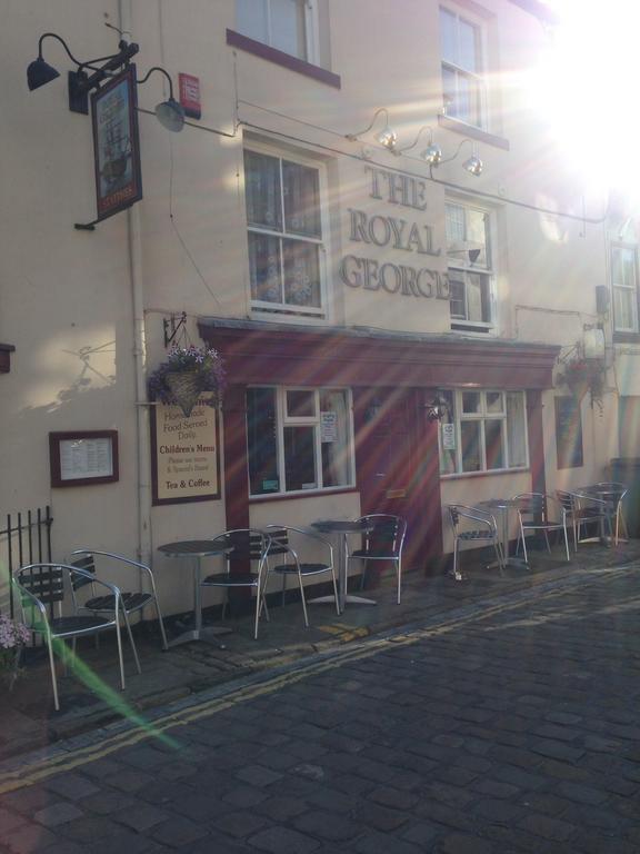 The Royal George Staithes Bed and Breakfast Buitenkant foto