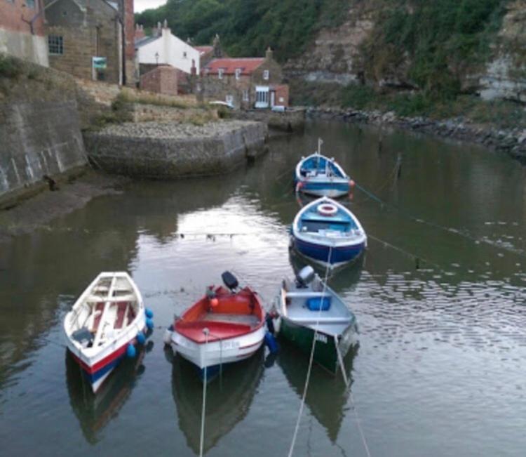 The Royal George Staithes Bed and Breakfast Buitenkant foto